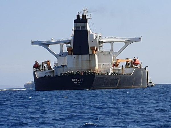Иран захватил танкер, принадлежащий Объединенным Арабским Эмиратам (ОАЭ)