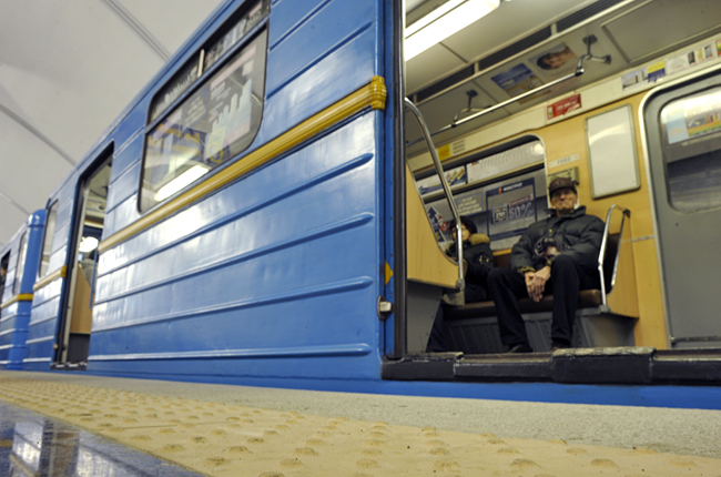 Харьковчанам объяснили, кого не пустят в метро