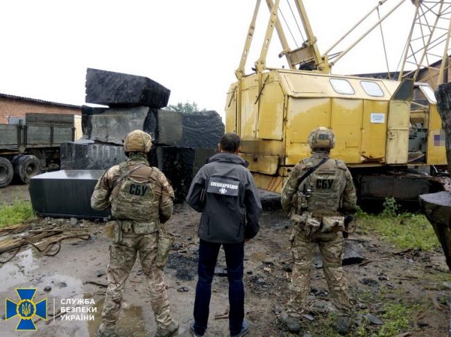 СБУ задокументувала на Житомирщині незаконний видобуток граніту на десятки мільйонів гривень