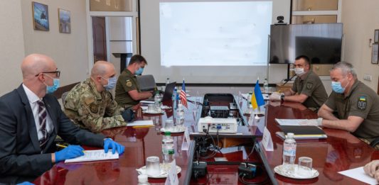 Генерал Наєв провів переговори з представниками командування ЗС США : про що йшлося