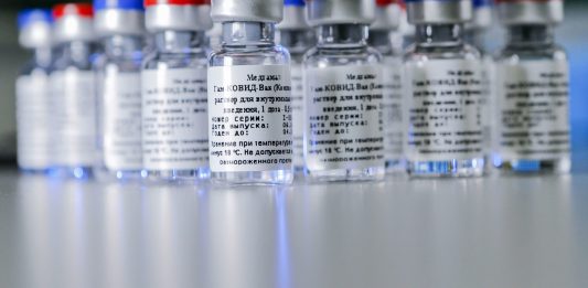 В РПЦ призвали привиться опасной российской вакциной от коронавируса