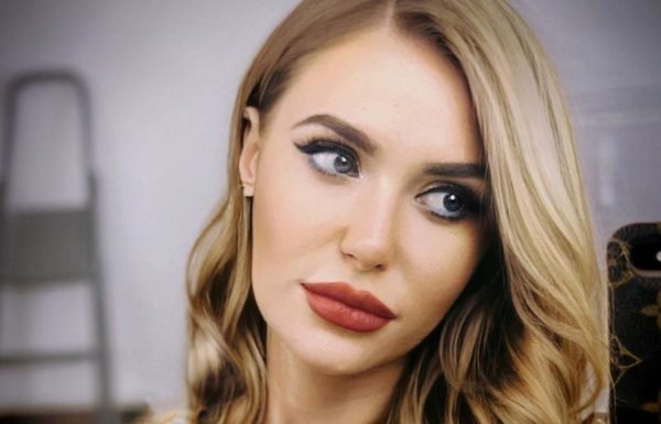 Певица Слава Каминская призналась, что так и не попрощалась с покойным отцом