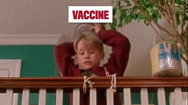 Як Кевін з COVID-19 боровся: у мережі пояснили дію вакцин на прикладі фільму Сам удома