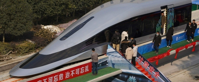 Прототип китайского поезда на магнитной подушке разгоняется до 620 км/ч