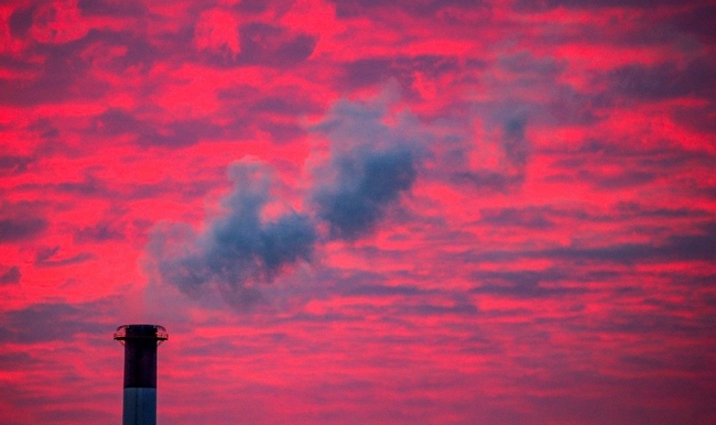 Ученые сообщили о рекордном уровне углекислого газа в атмосфере
