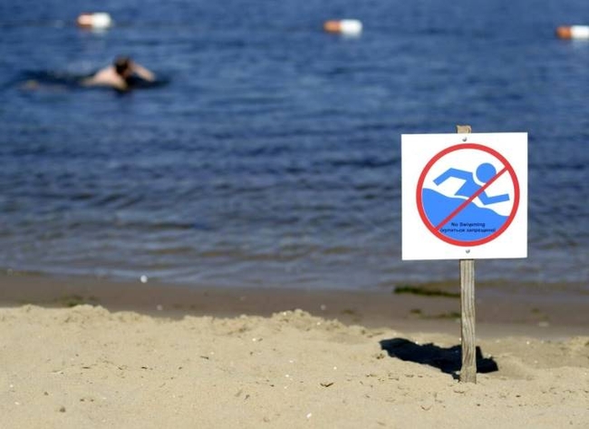 На нескольких пляжах Харьковской области нашли кишечную палочку: где нельзя купаться