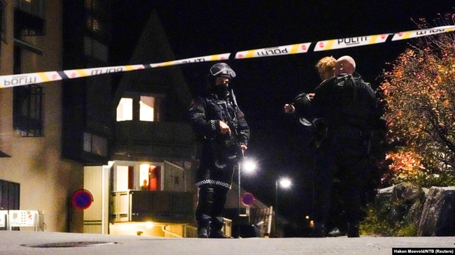 Поліція Норвегії: проти країни вчинили теракт, стрілок мав ознаки ісламської радикалізації