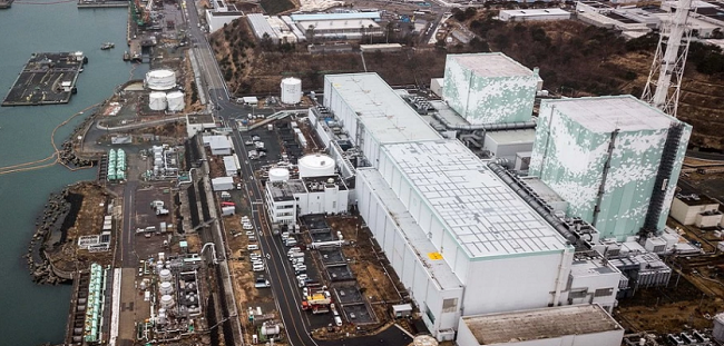 Невозможно дальше откладывать сброс воды с АЭС «Фукусима-1» - премьер-министр Японии