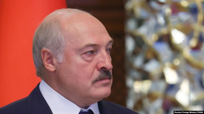 «Якщо Україна спробує вирішити конфлікт з Росією, Білорусь не залишиться осторонь» – Лукашенко