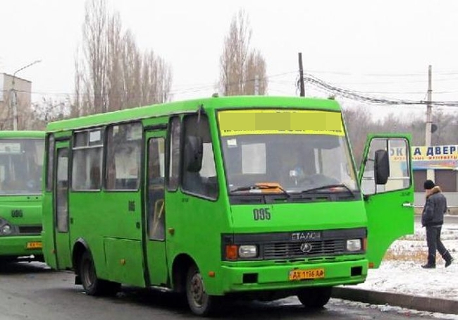 В Харькове перевозчики отказались от двух автобусных маршрутов