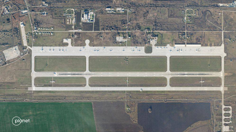 Росія готується до нового масованого удару: аеродром Енгельс-2 у стані підвищеної готовності