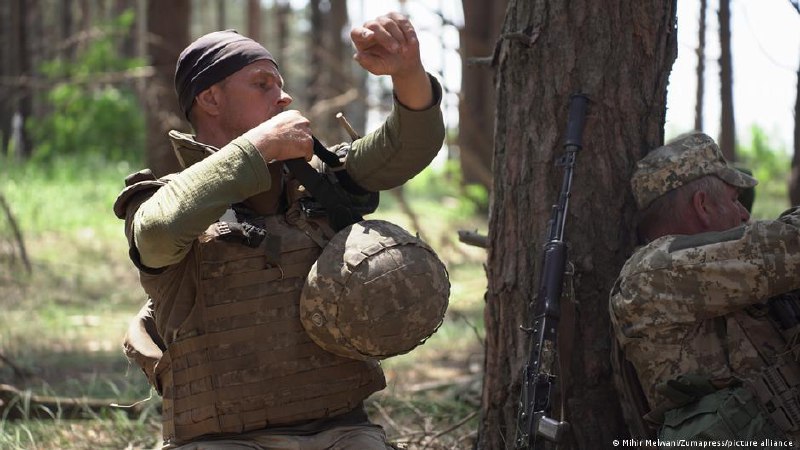 У військовій частині на Житомирщині виявили 30 тис. турнікетів, які лежали там майже рік