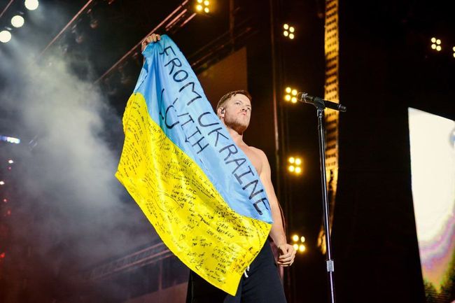 Гурт Imagine Dragons, історик Тімоті Снайдер, актори Міша Коллінз, Шон Пенн і ще 30 митців та науковців закликали Конгрес США підтримати фінансування України