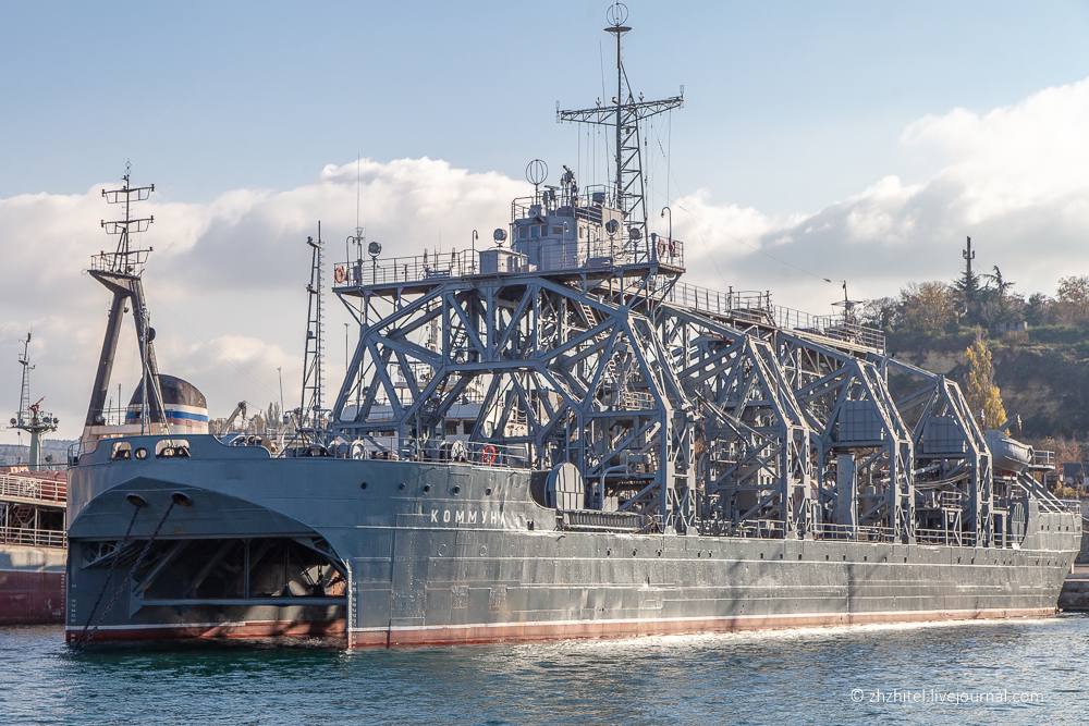 Речник ВМС підтвердив ураження російського військового корабля «Коммуна»