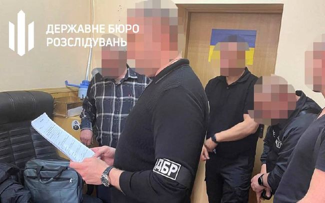 У Запоріжжі ДБР викрило правоохоронця, який вимагав від військового хабар за «розв’язання» справи ДТП