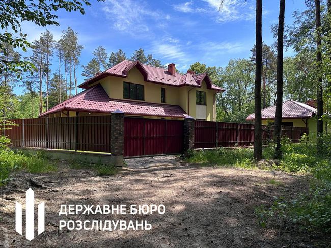 ДБР повідомило про підозру у незаконному збагачені «господарнику» одного з військових підрозділів Львівщини