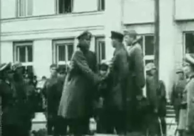 17 вересня 1939 р. нападом на Польщу в Другу світову війну на боці нацистського Третього Райху вступив совєцький союз